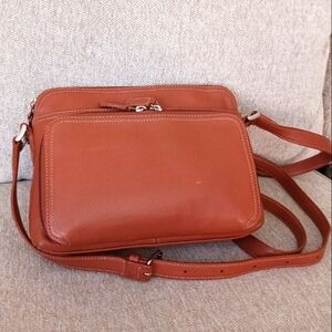 Levenger English tan leather crossbody bag